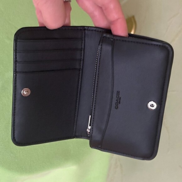 COACH SLIM CARD CASE WITH RIVETS:NWT BLACK  CU710 (see note) - Picture 13 of 16